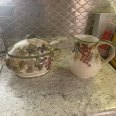 Matching Gravy Boat with Ladle and Pitch