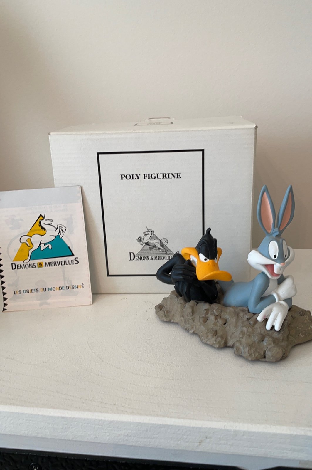 Bugs and daffy statue