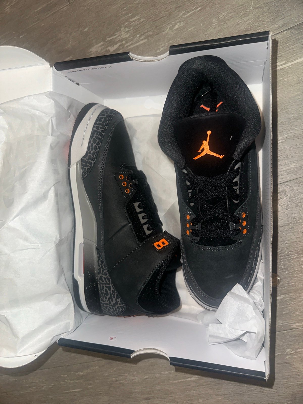 Air Jordan 3 Retro “Fear”