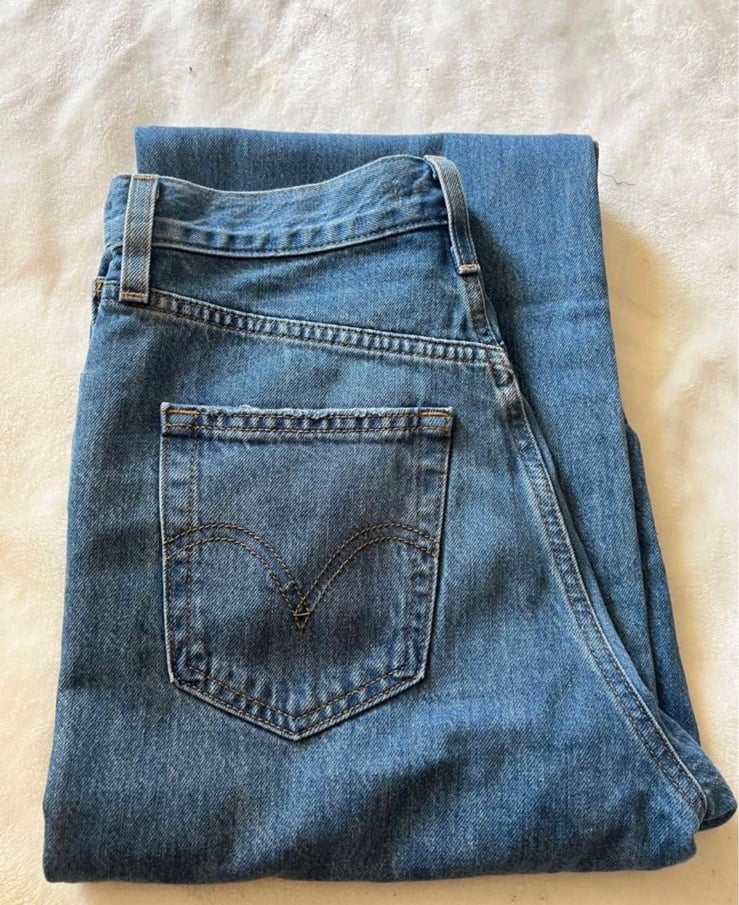 Levi's ribcage jeans