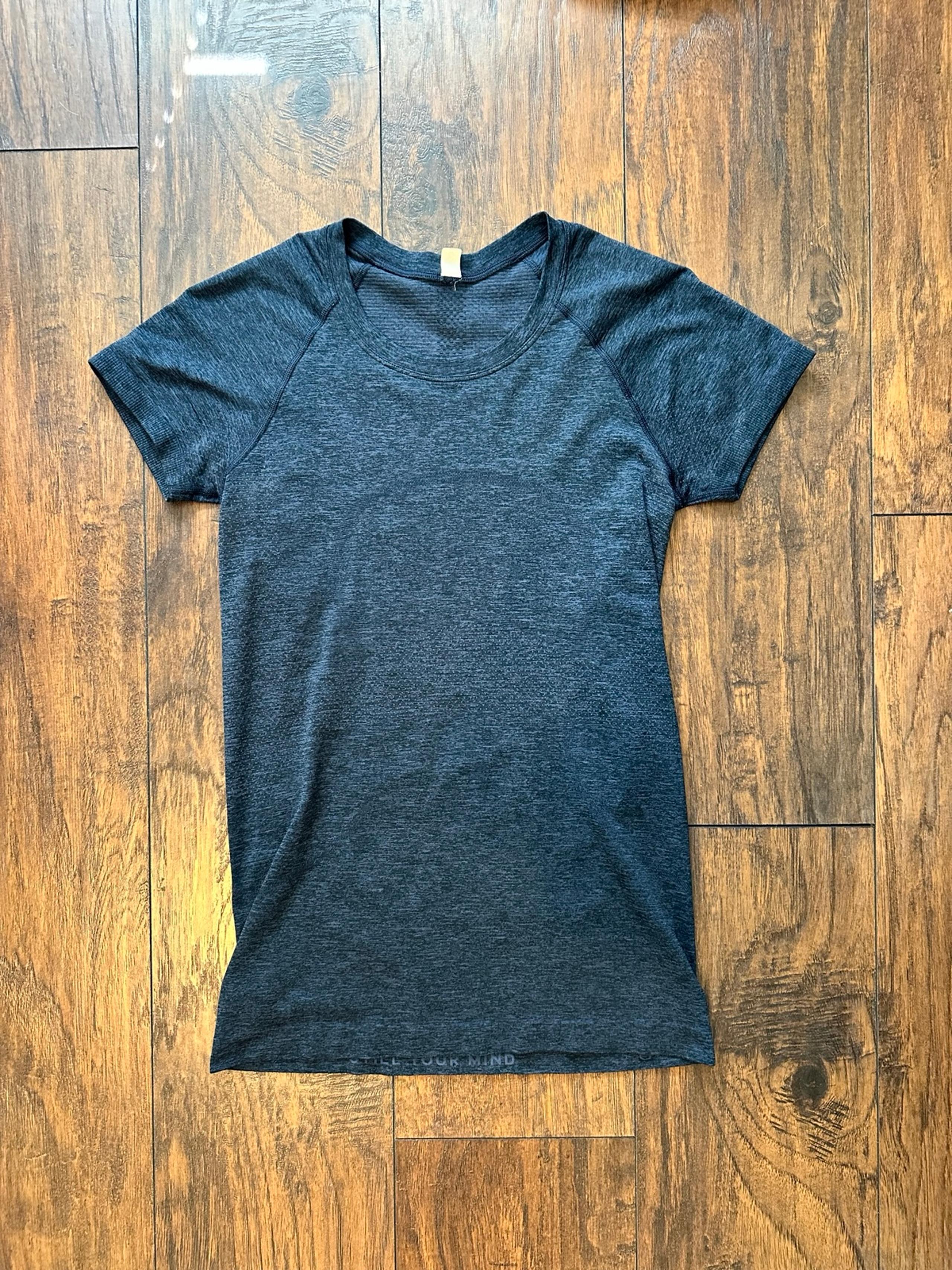 Lululemon swiftly tech short sleeve
