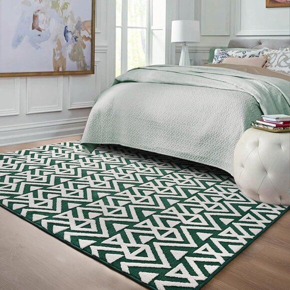 NEW Ultra Soft Shaggy Rugs Memory Foam Bedroom Carpet, Green and White 4x6 Feet