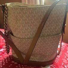 Michael kors bucket