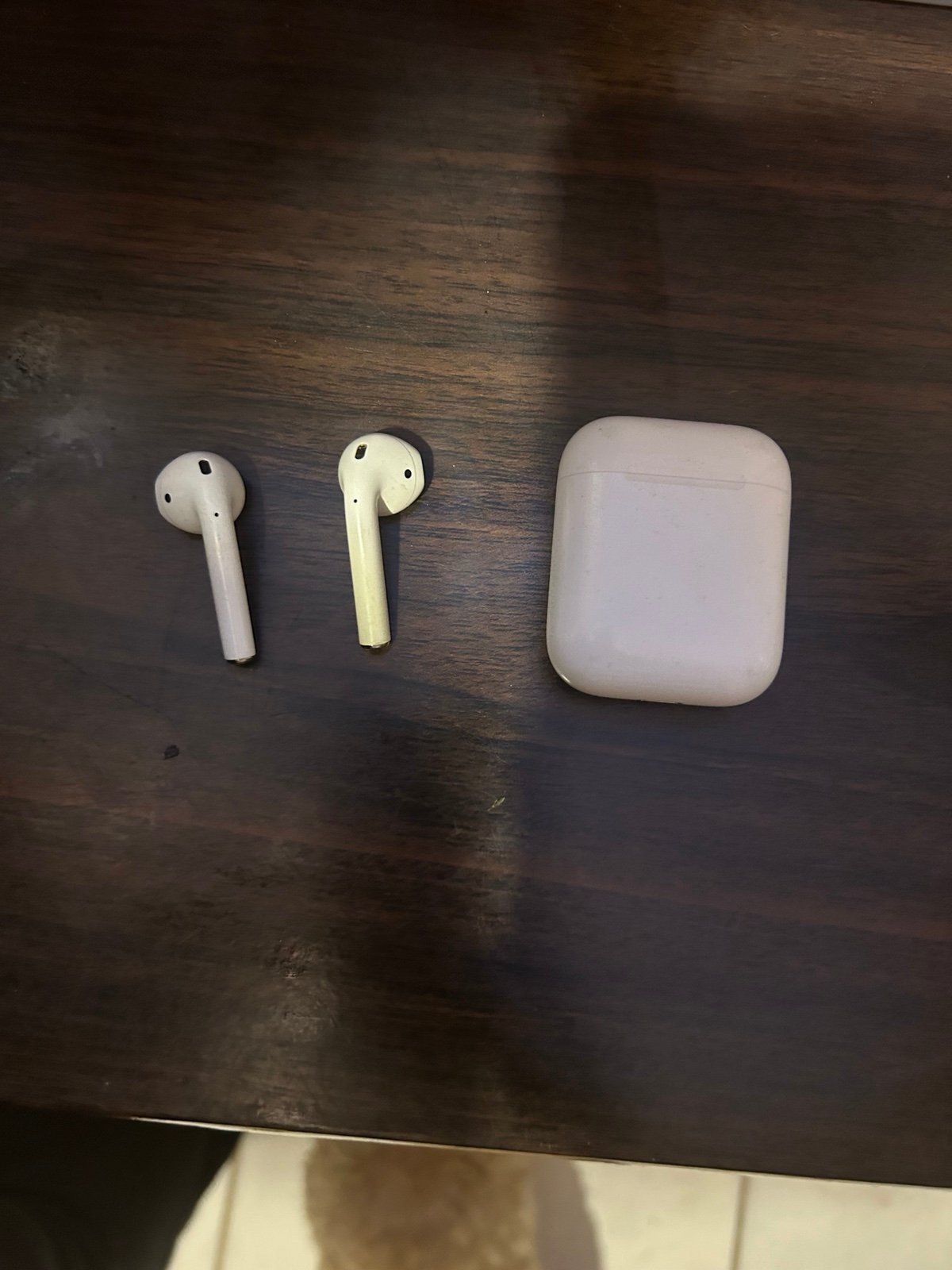 AirPods First Generation