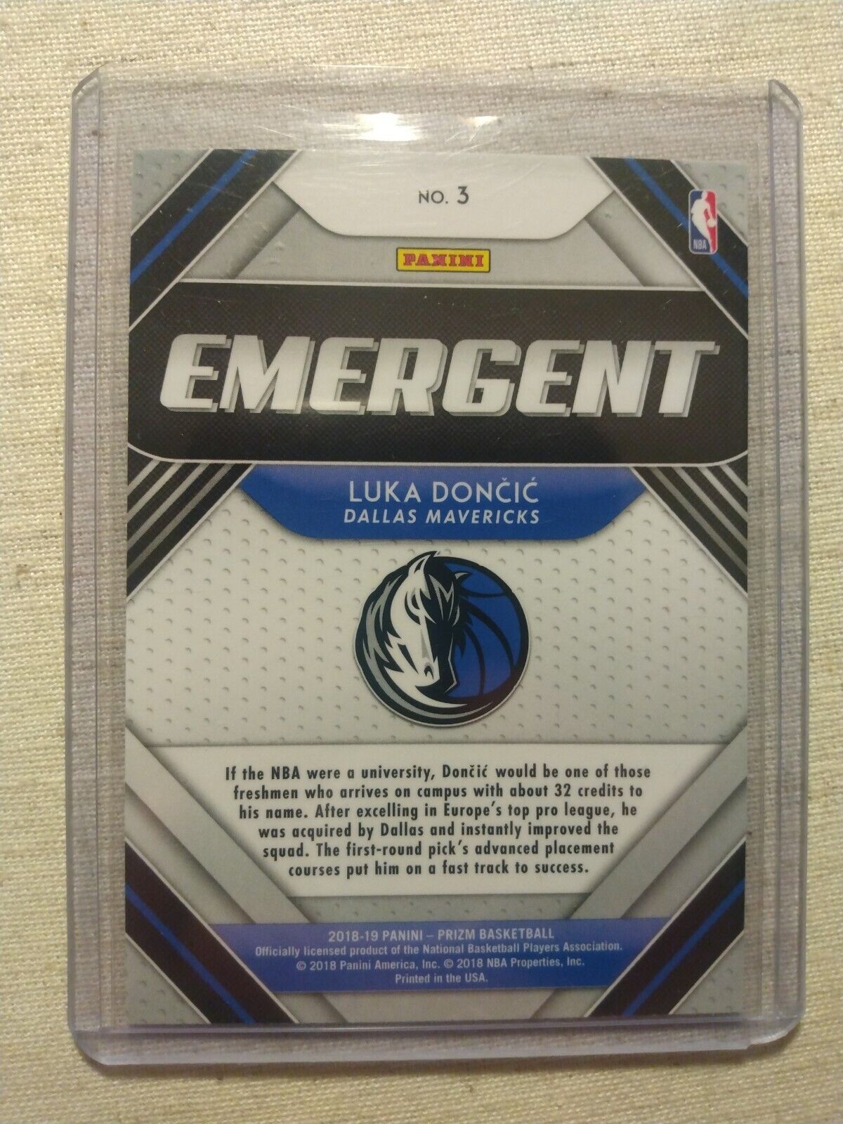 2018-19 Prizm Luka Doncic Emergent Rookie Card RC #3 Mavericks
