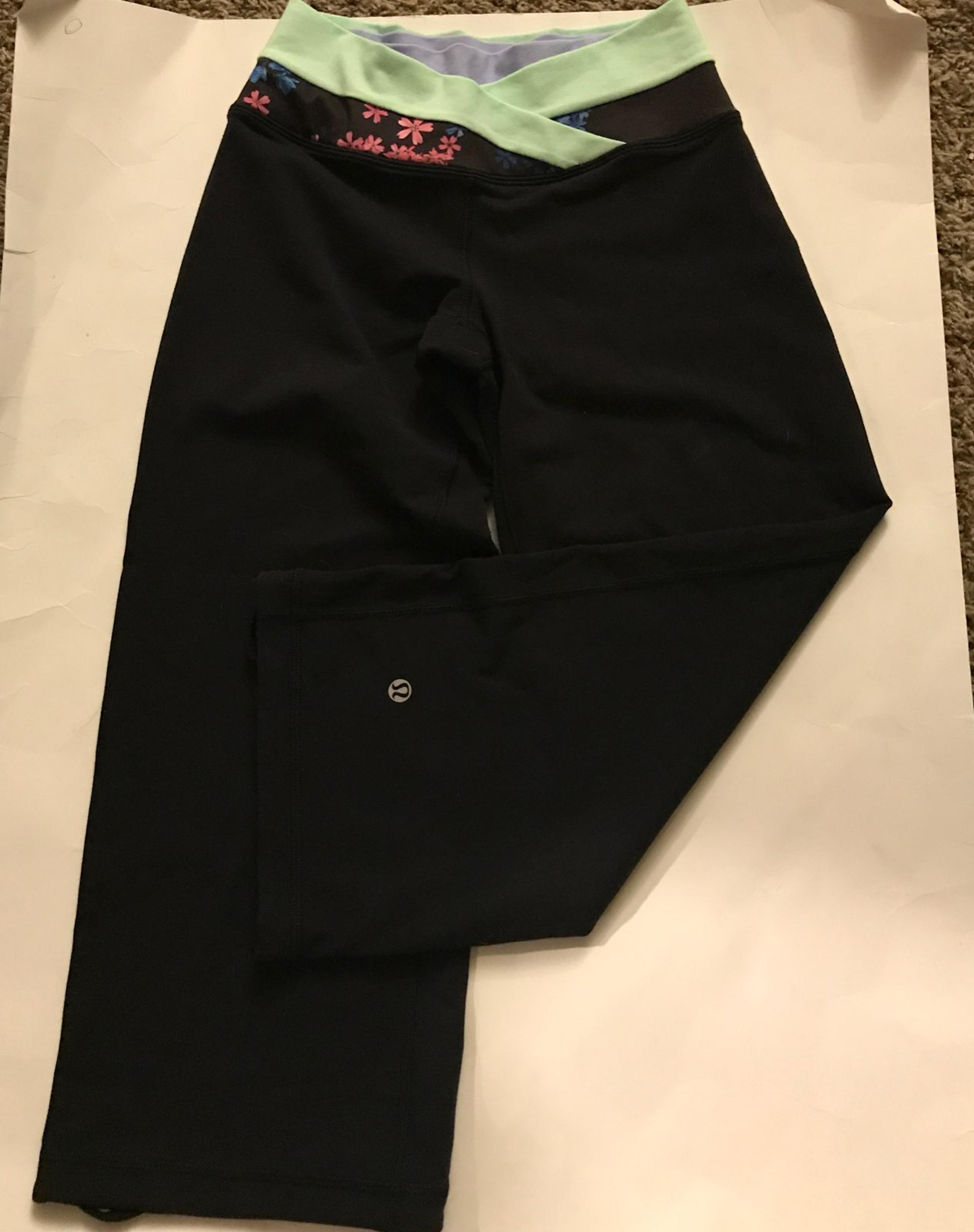 Womens Lululemon capri sz 2