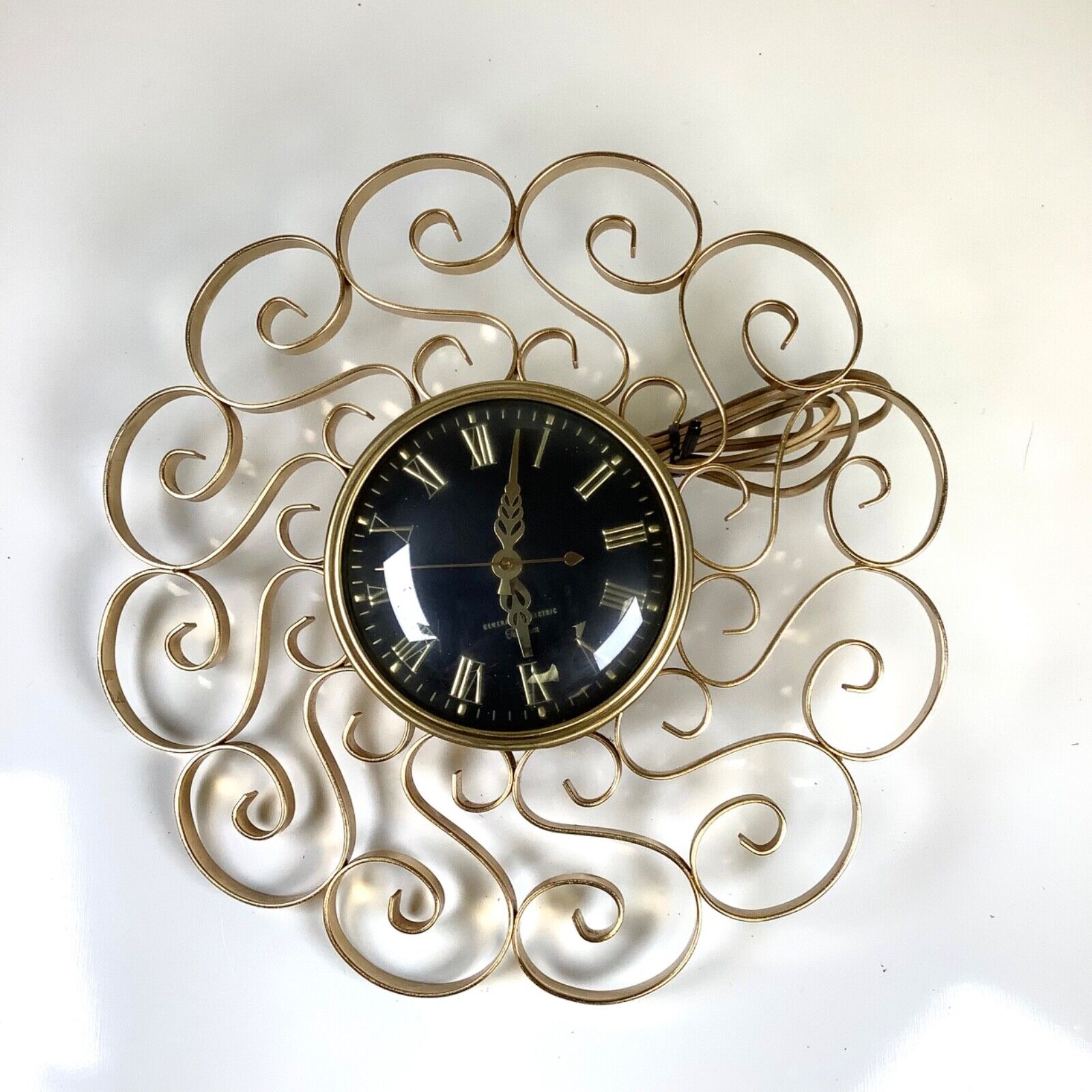 Vtg MCM General Electric Wall Clock GE Gold Black Mid Century Model 2HA60 TESTED
