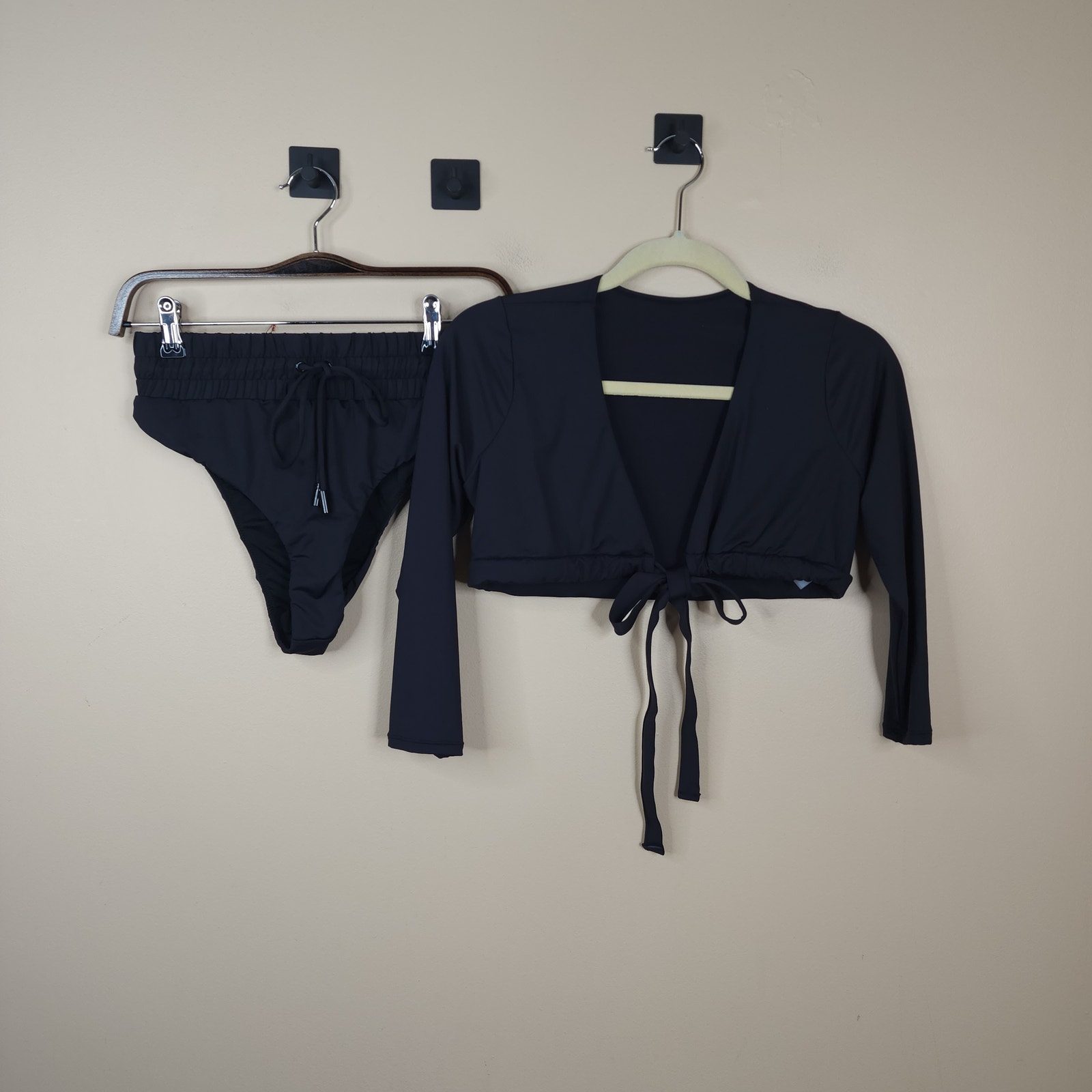 Good American Black Long Sleeve High Waist Boxer Bikini Size 2/M