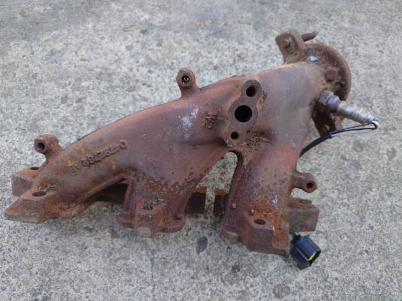 2005 Dodge Magnum Exhaust Manifold