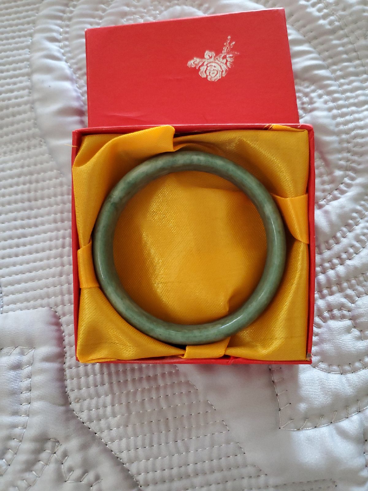jade bangle