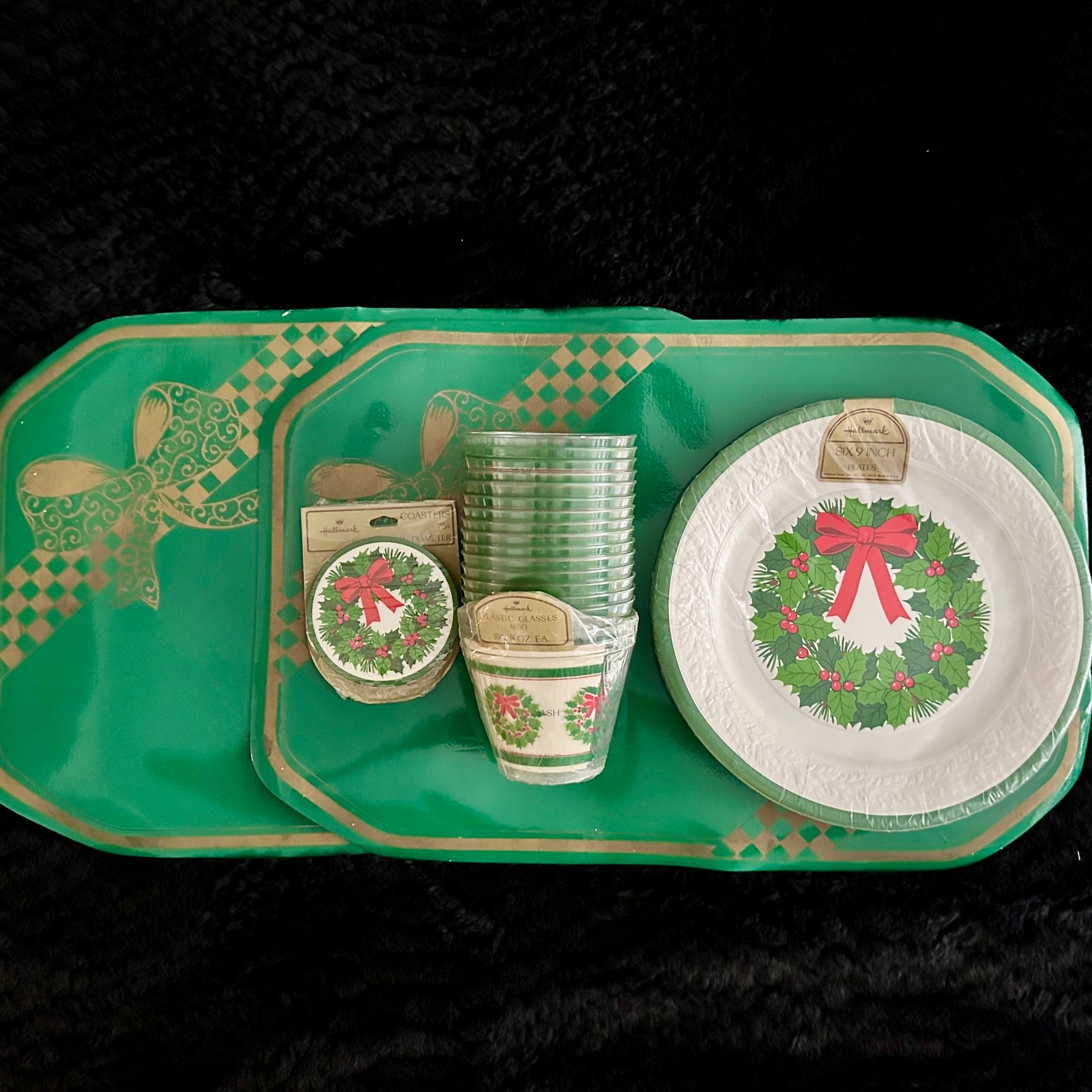 Vintage Hallmark Christmas Paper Dinnerware & Vinyl Placemats