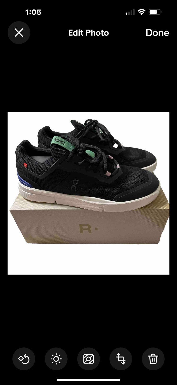 On Cloud NIB The Roger Spin In Black/Indigo Lace Up Women’s Sneakers Size 9