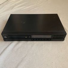 Vintage Technics SL-P300 Compact Disc Player Japan Untested No Power Cord