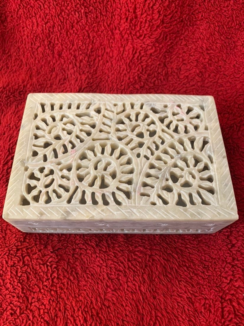 Sculpted Marble Jewelry Box - Read Descr