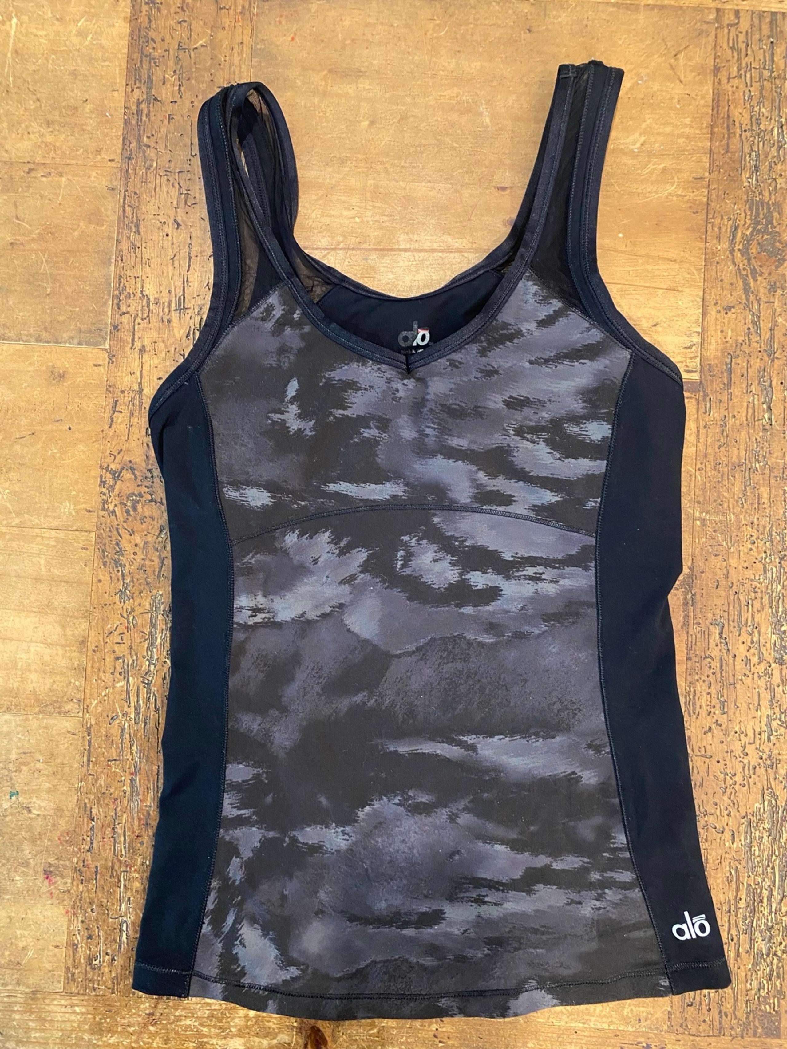 ALO Yoga Women’s Athletic Camo Reflective Tank Top Size XS