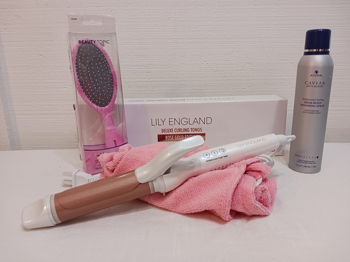 Rose Gold Curling Iron & Accessories