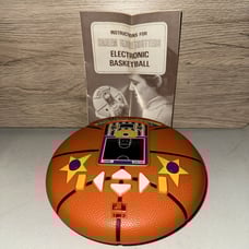 RARE 1979 Harlem Globetrotters Basketball Vintage Handheld Electronic Game