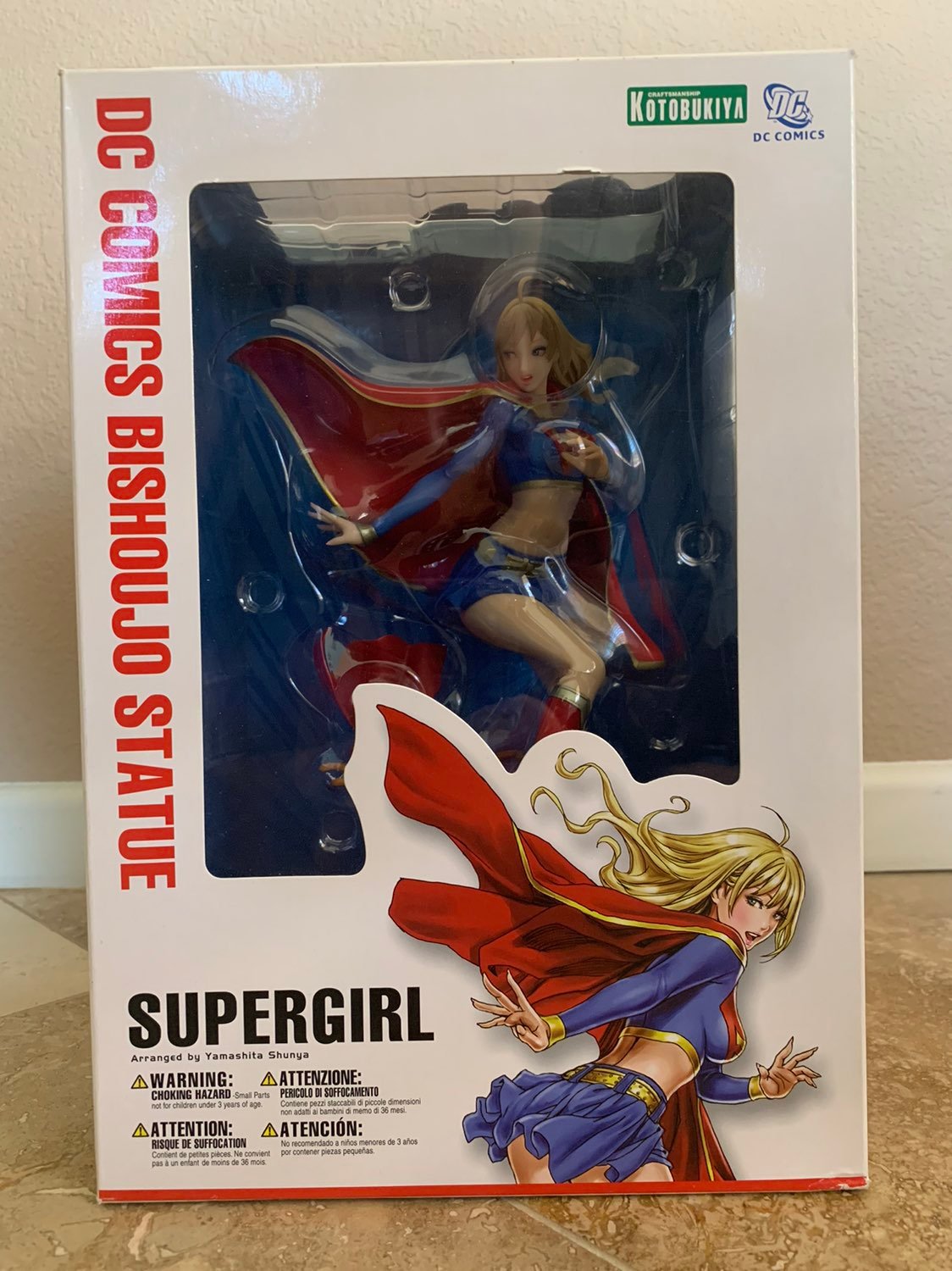 Supergirl Kotobukiya Statue