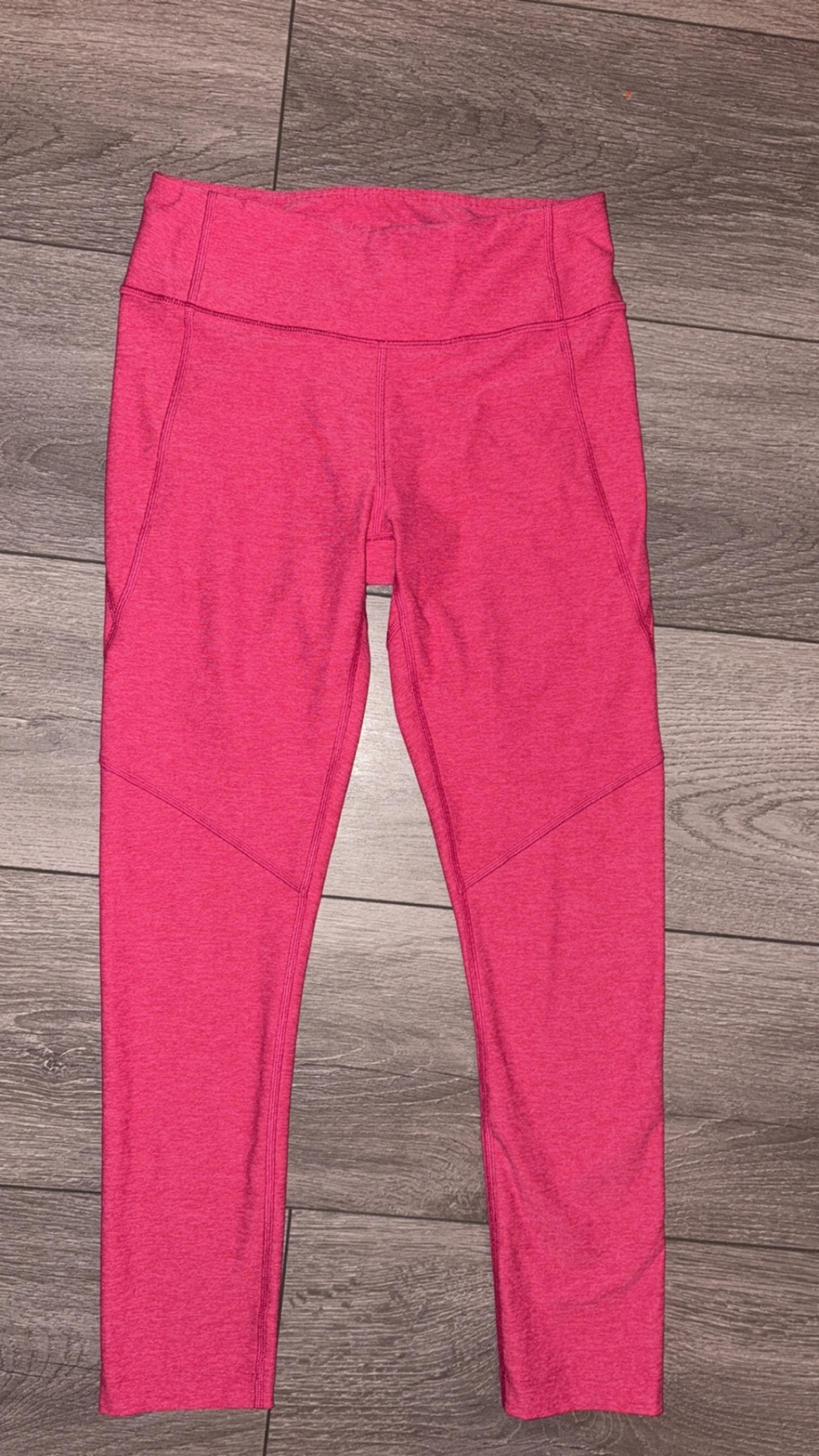 Outdoor Voices Size Small Pink Women’s Leggings Cropped Stretch Athletic EUC