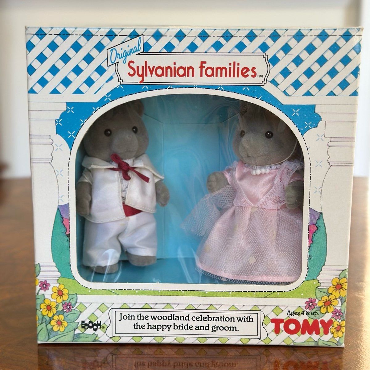 Sylvanian Families Bear Wedding Set Tomy