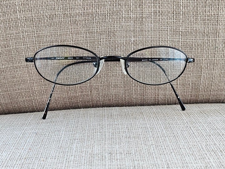 Vintage DKNY Women Glasses Frame Black Tone Titanium 6604 46[]19 140 Made Japan