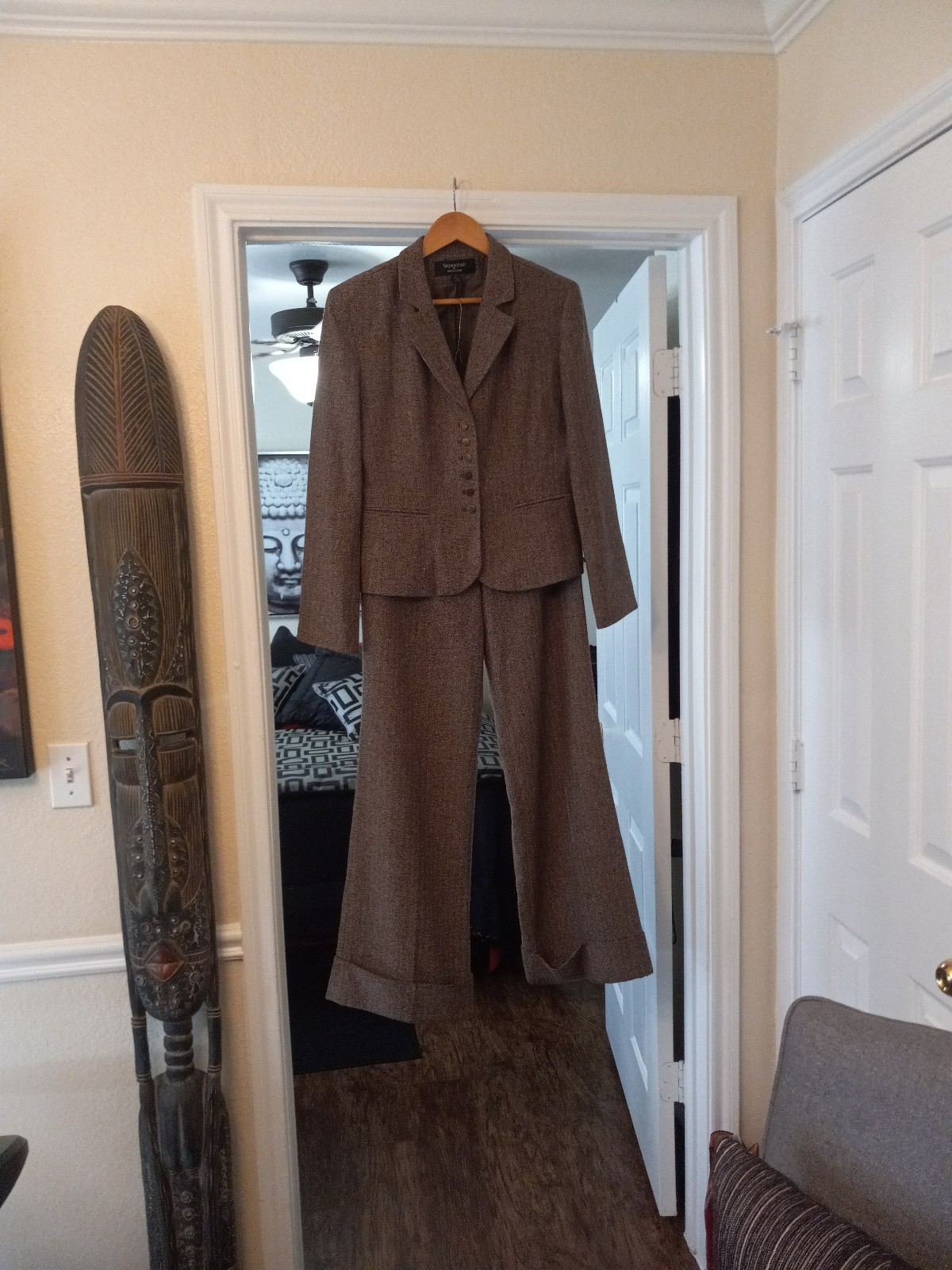 Signature by Larry Levine Women Pant Suit