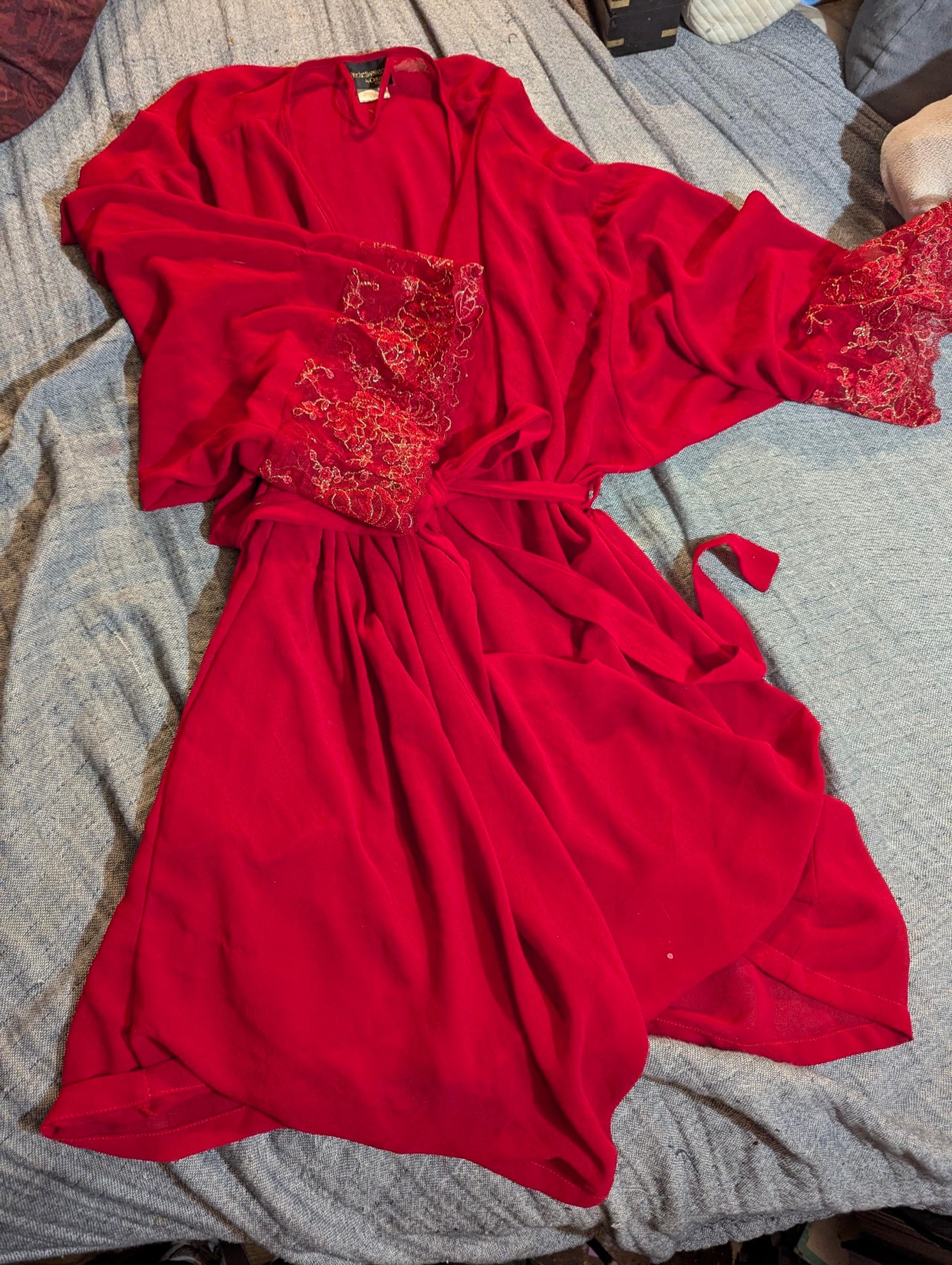 Bright red nylon knee length womens nightgown robe with tie size L has lace trim