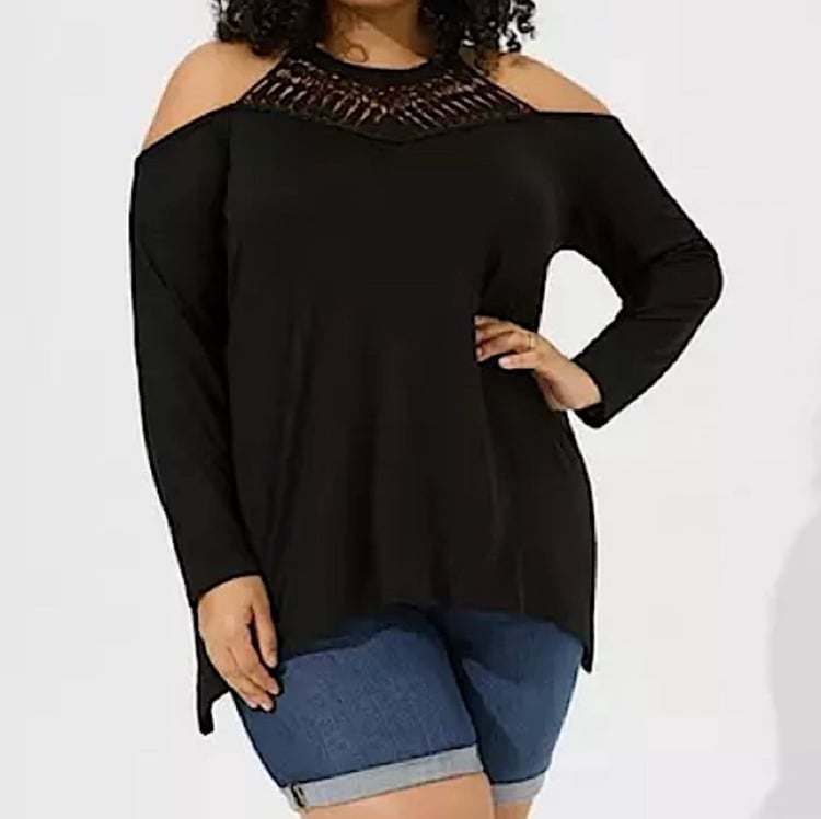 TORRID Knit Crochet Neck Cold Shoulder Sharkbite Hem Top NWT