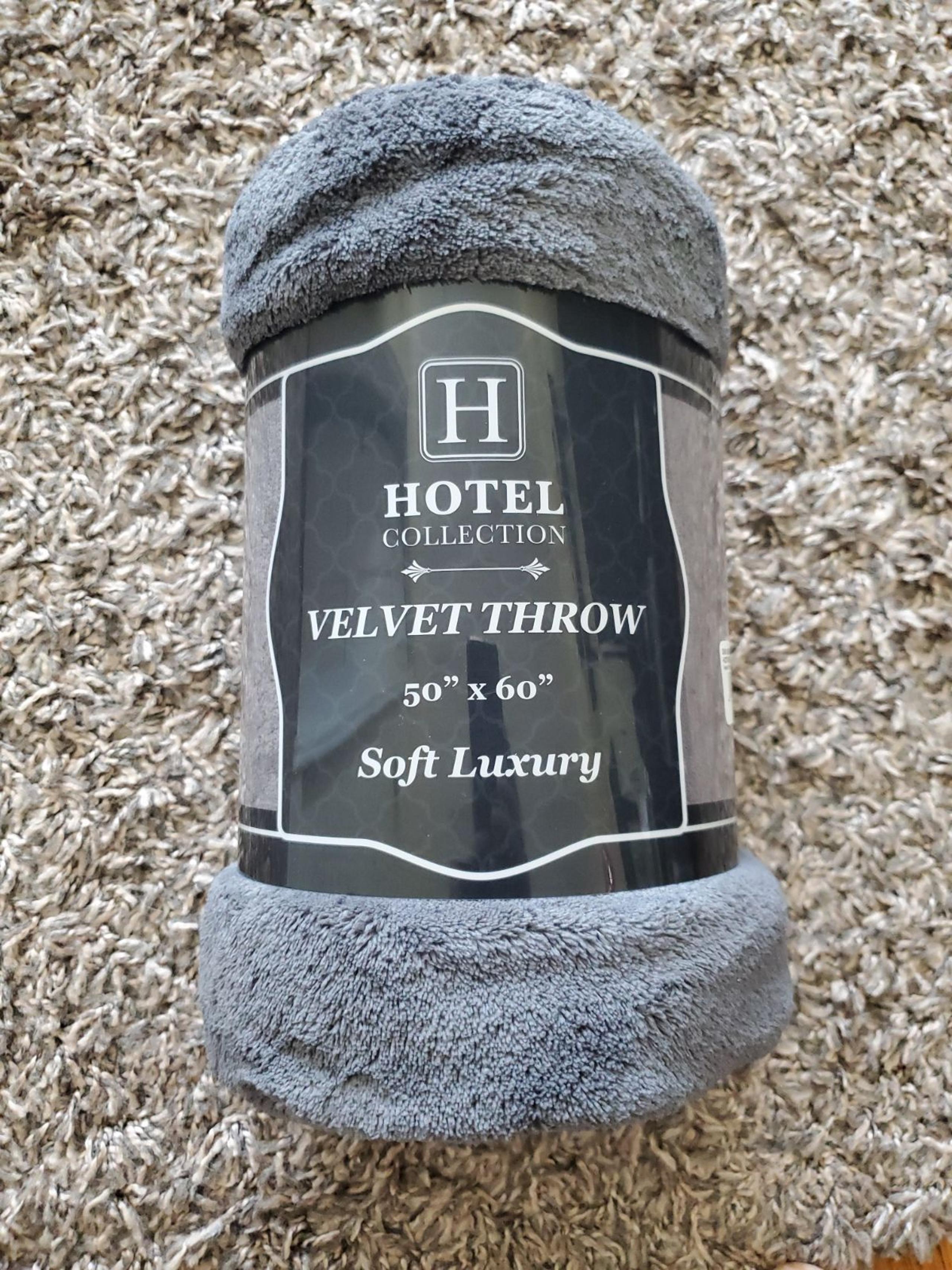 HOTEL COLLECTION Velvet Throw 50" X 60"