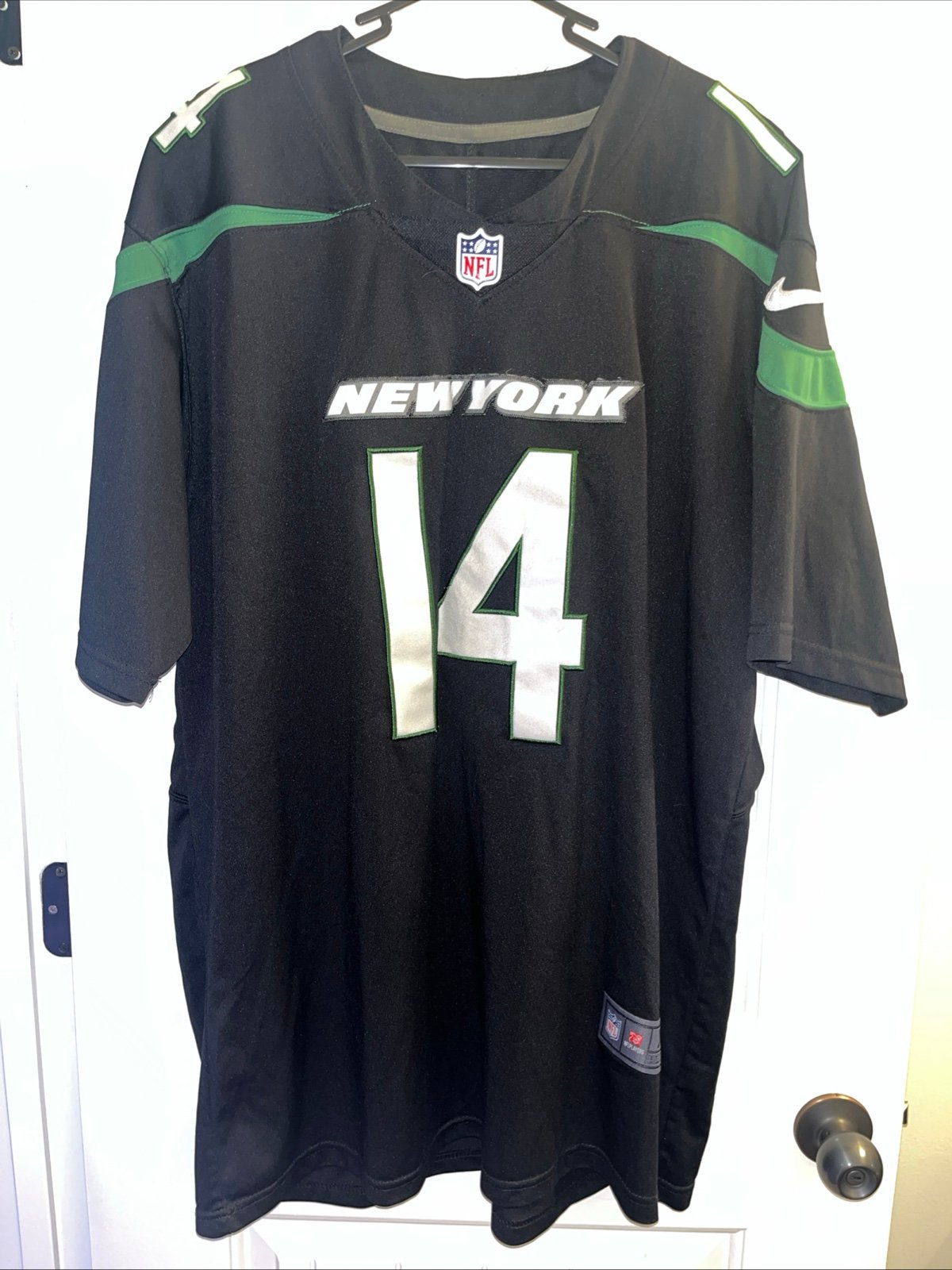 New York Jets Jersey Mens XL Black Sam Darnold Nike on Field Embroidered