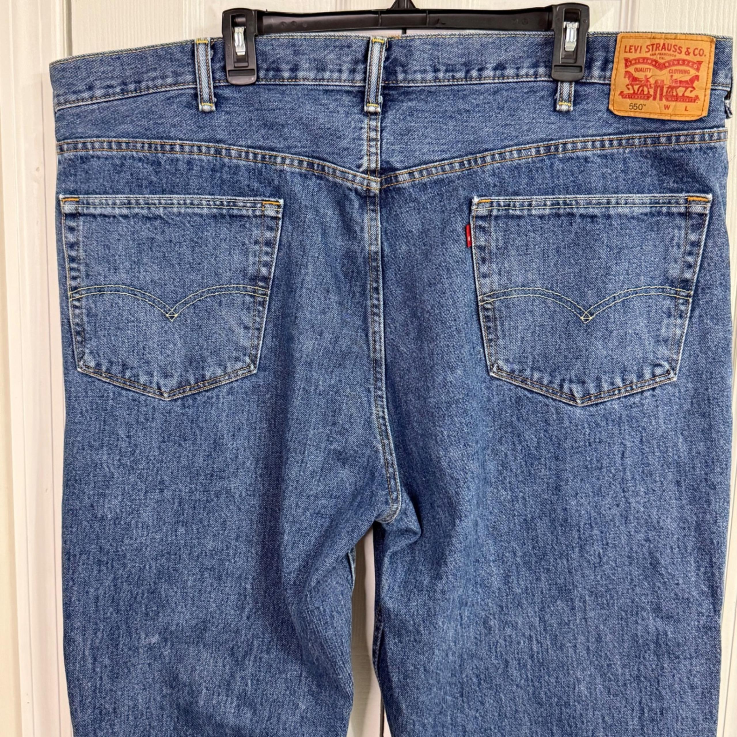Levis 550 Relaxed Fit Jeans Mens Blue Stonewashed Denim 46x32 straight leg