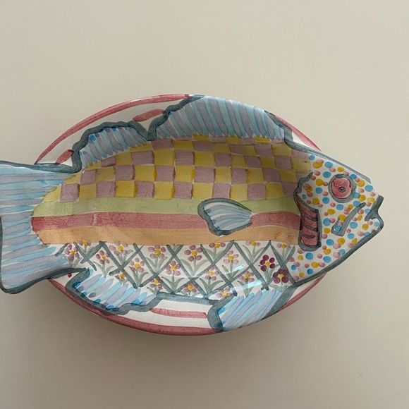 Set of 6 classic fish knobs