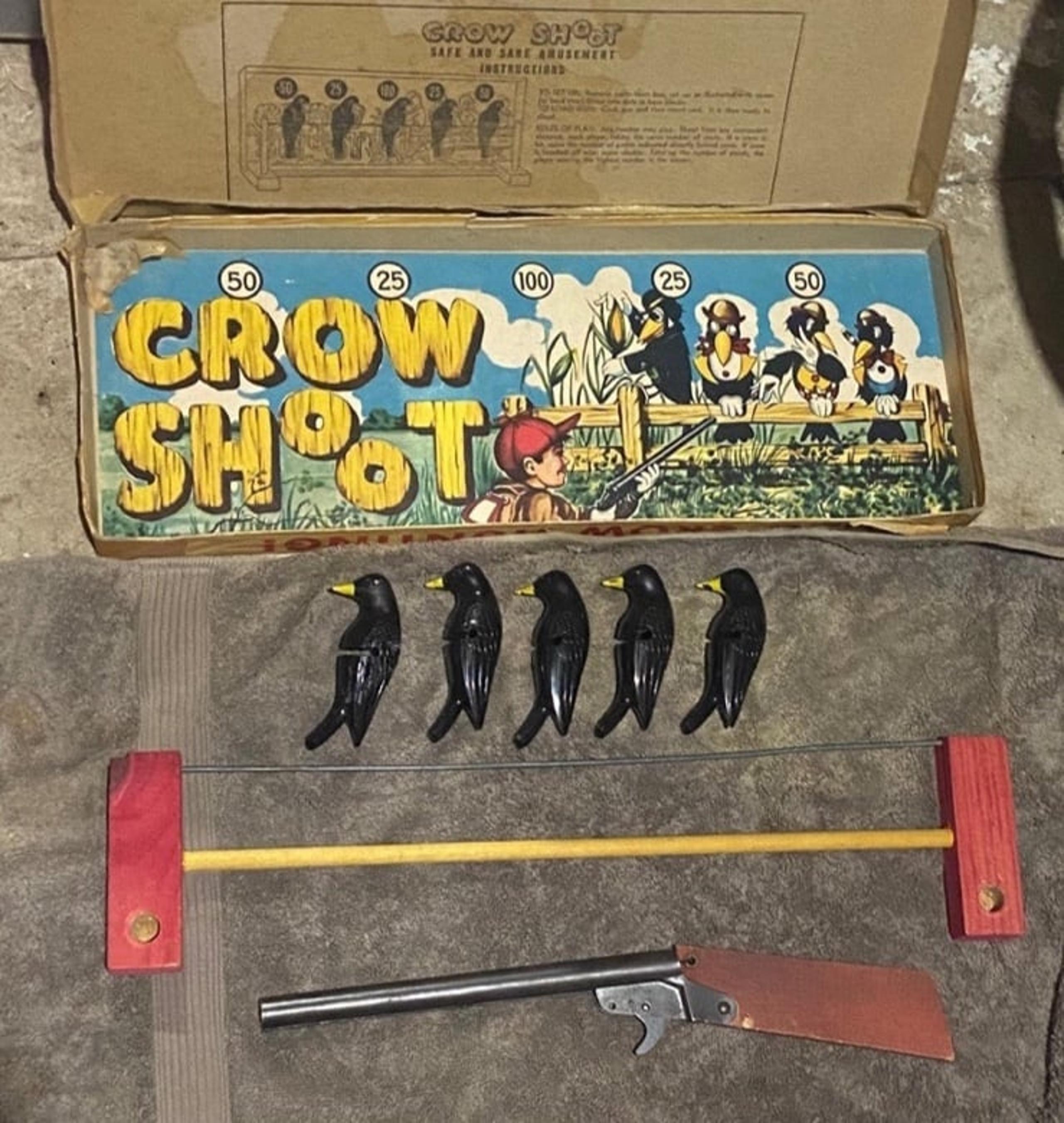 Rare vintage 1950s Crow Shoot  target game Jaymar Game in original box