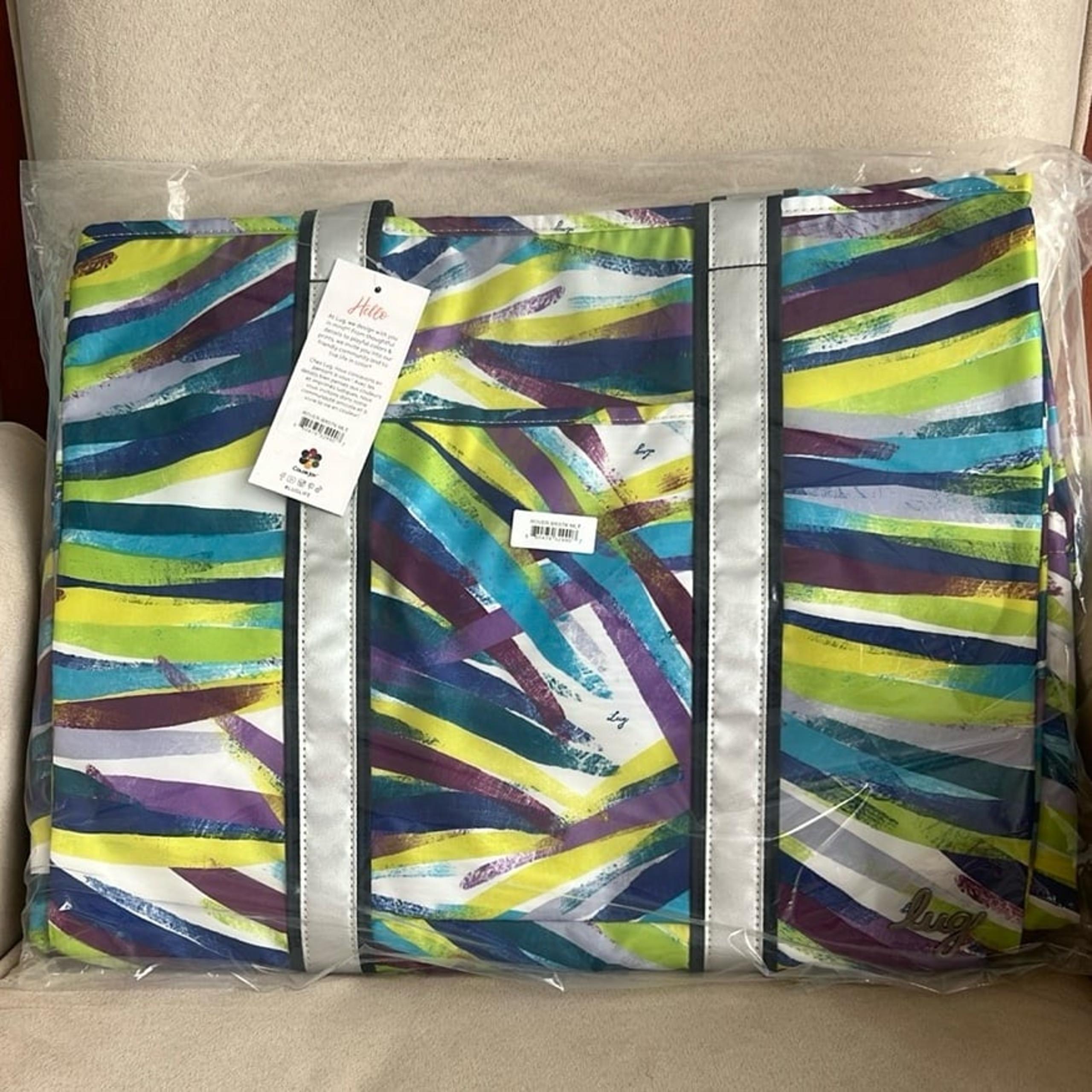 NWT Lug Rover XL Carry-All Tote in Brushstrokes Multi