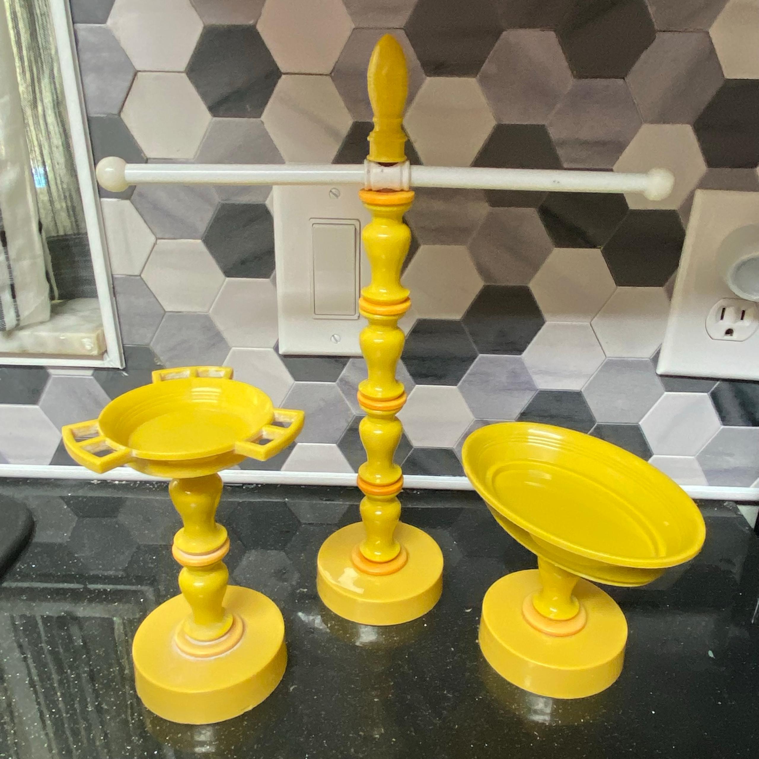 Vintage Bathroom Decor