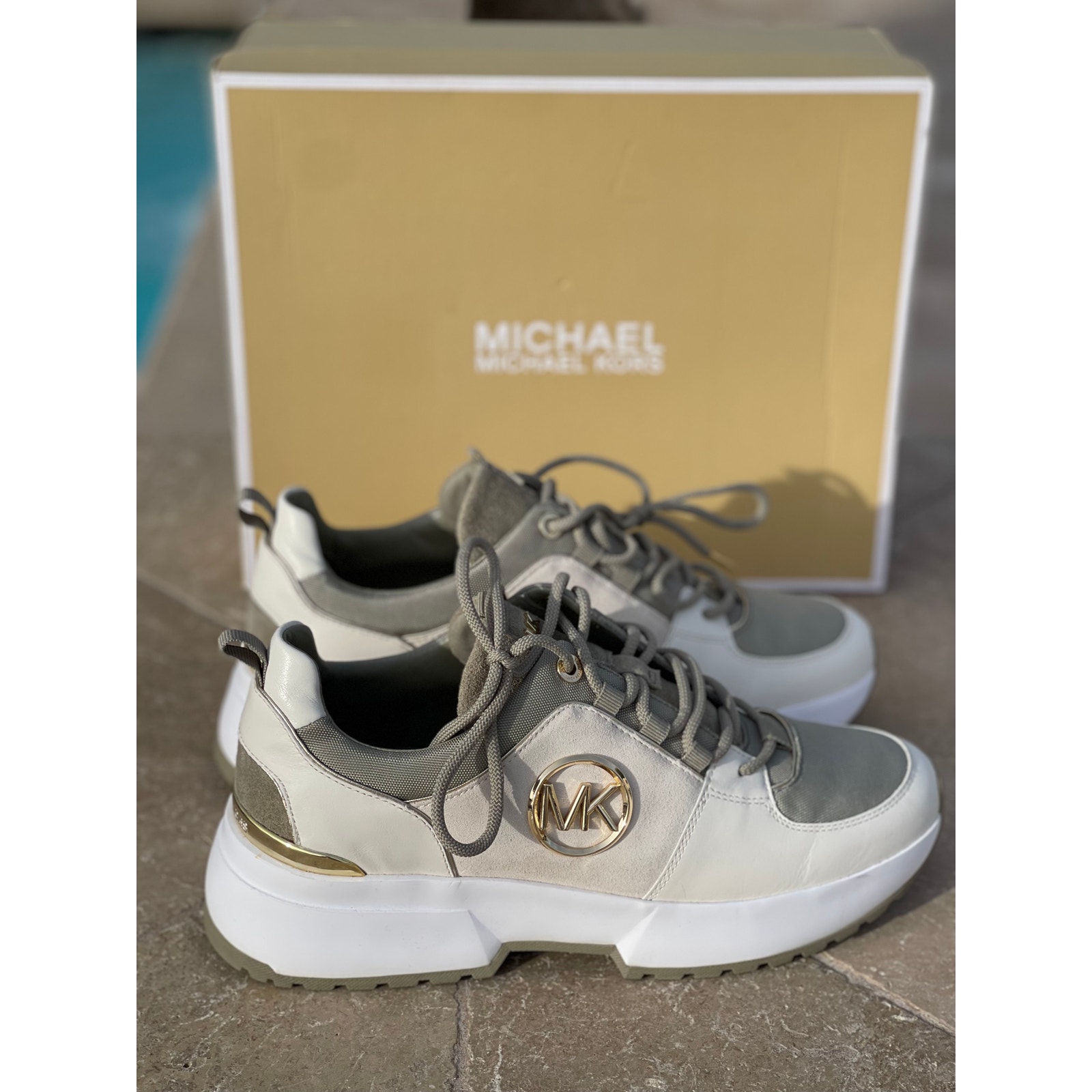 michael kors cosmo trainer