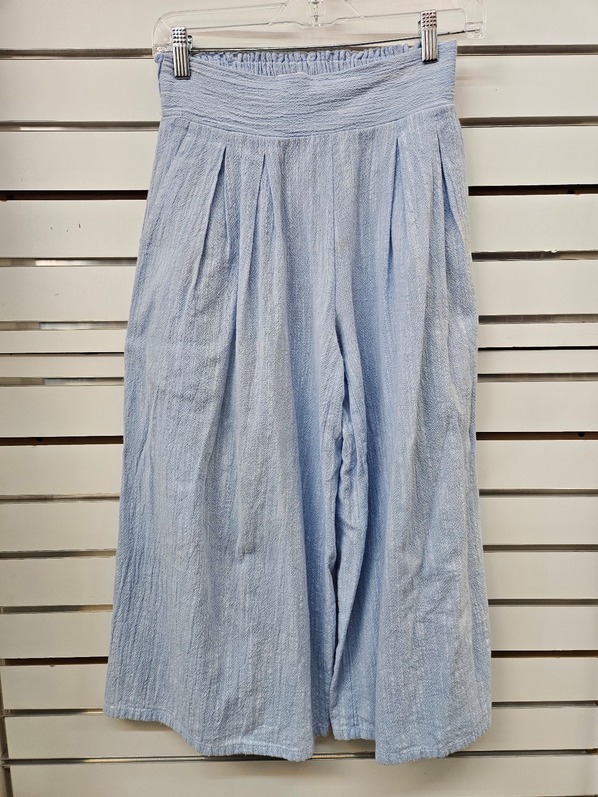 Wide leg pants
