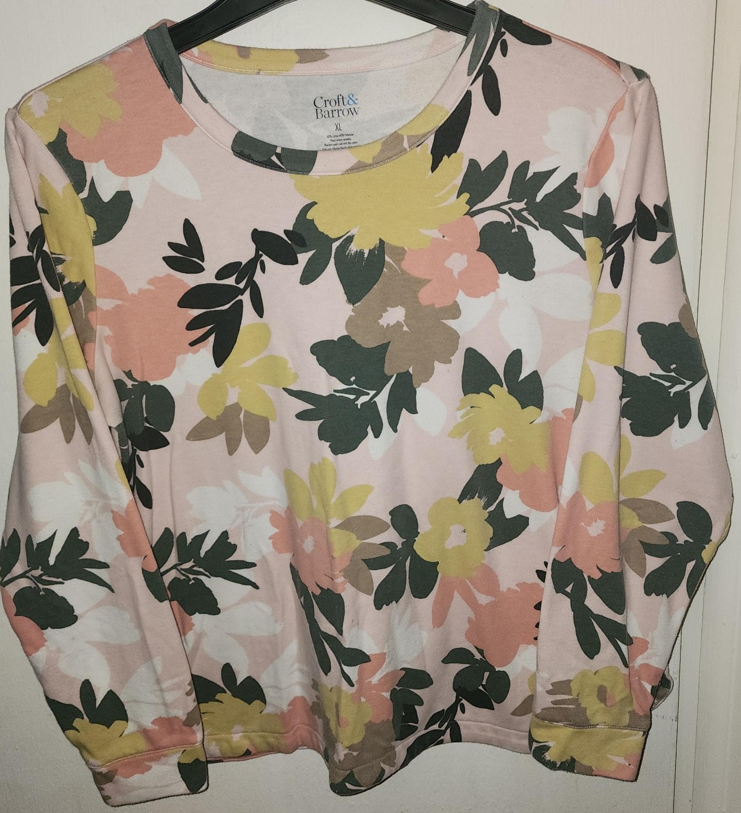 Croft&Barrow Womens Pink Yellow Green Floral and Leaves Flowery Sweatshirt XL