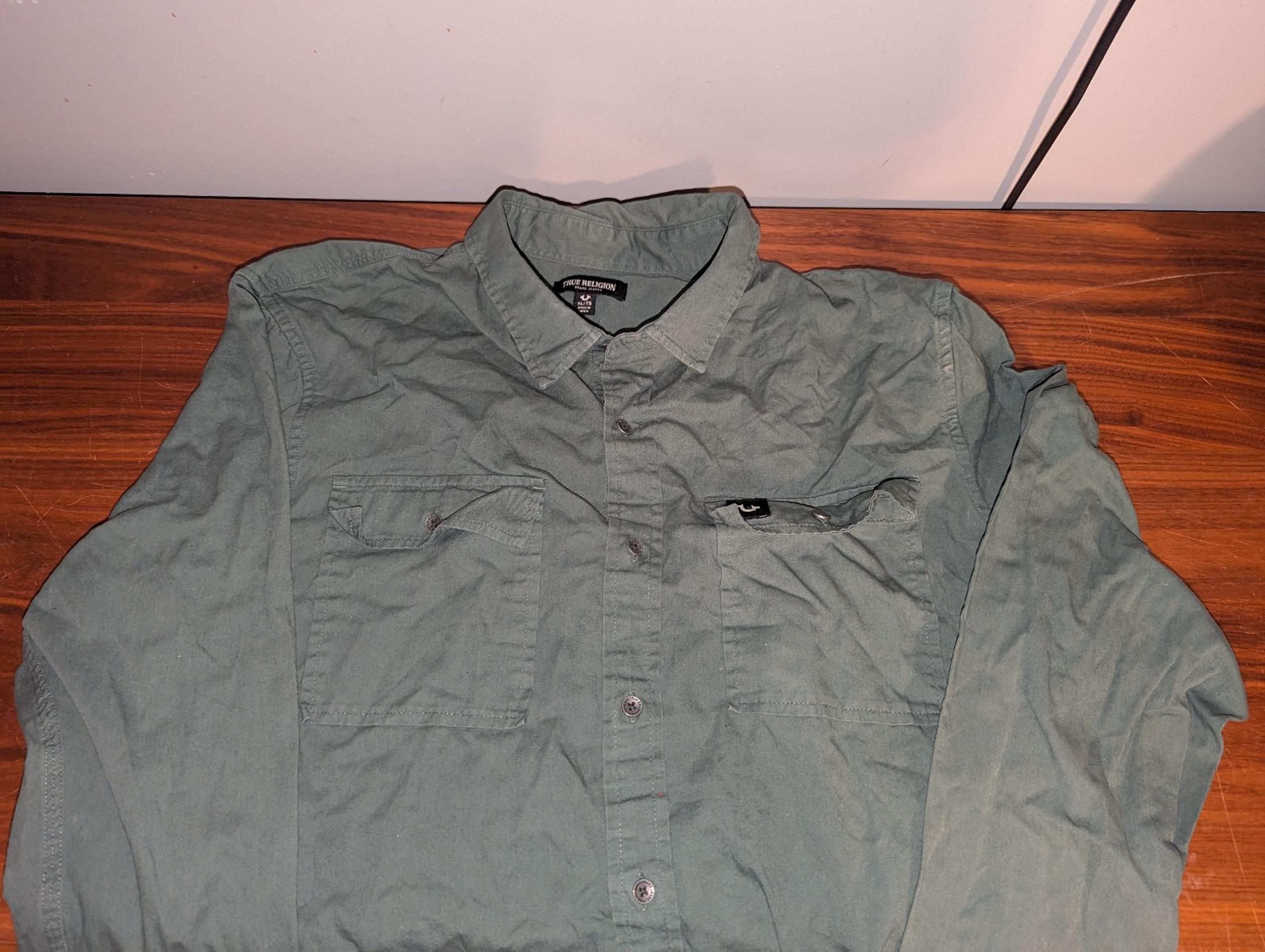 True Religion Green Long Button Front Men’s Shirt Size XL 26" armpit 31" length