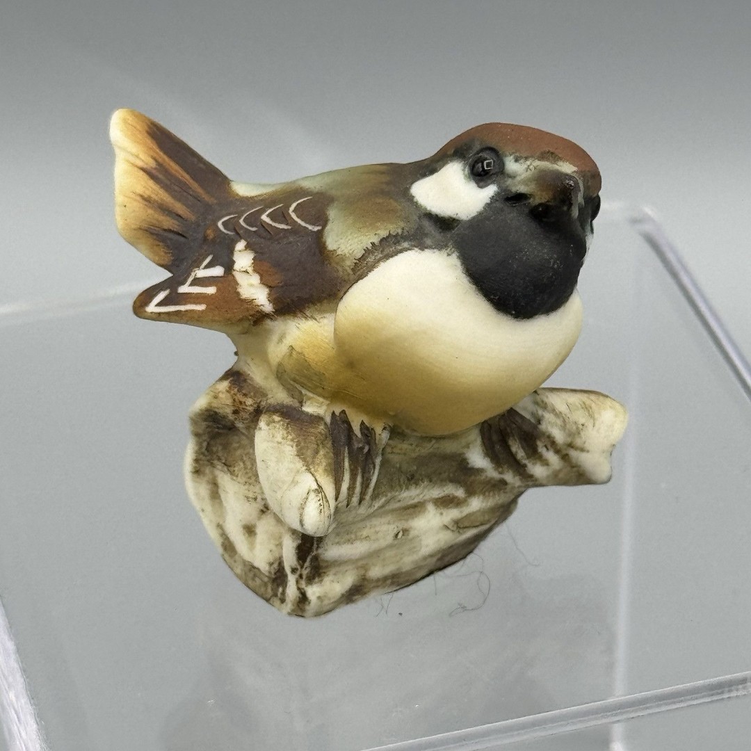 Vtg Capodimonte Savastano Italy Porcelain Bird on a Branch Figurine Sparrow 2 in