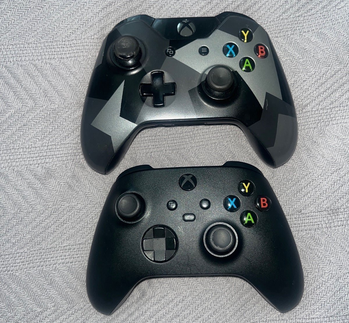 Microsoft Wireless Controller Used Black & Grey for Xbox Series XS/One