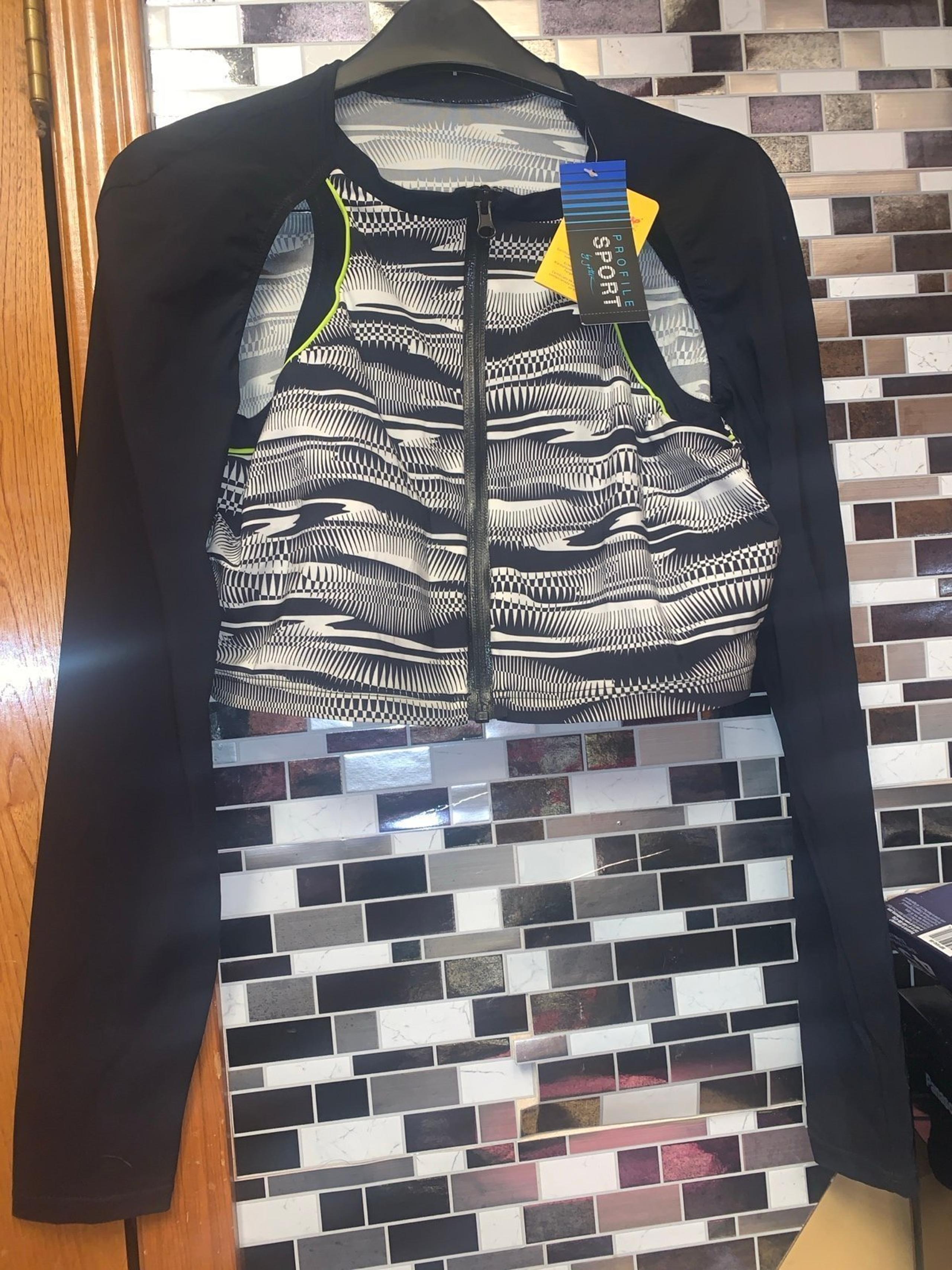 NEW Profile Sport Gottex Swimtop