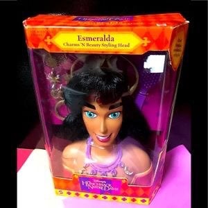 Disney Esmeralda Charms N Beauty Styling Head VTG p8613