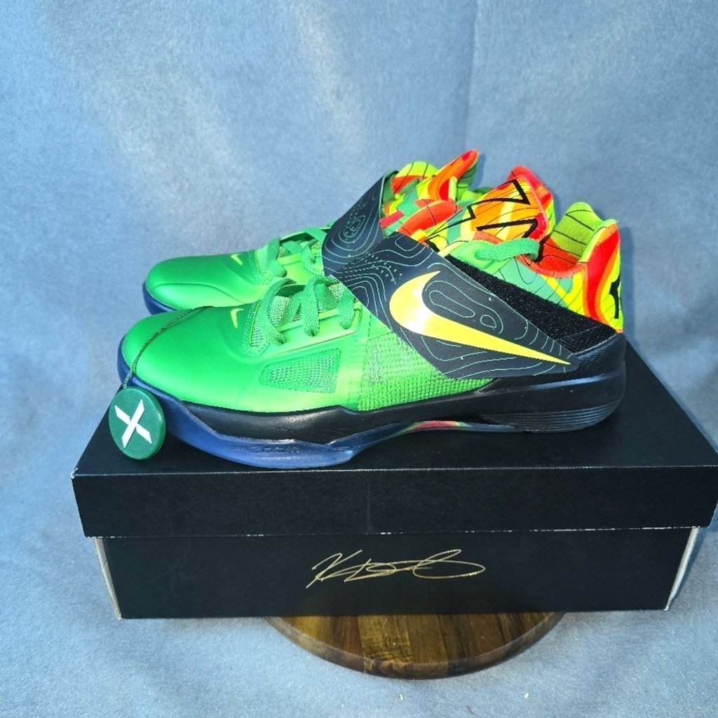 Nike Zoom KD4 weatherman sneakers shoes men's size 9.5****Attention ******