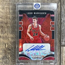 2020 PANINI PRIZM LAURI MARKKANEN RED WHITE PRIZM AUTO