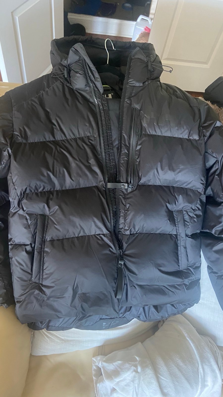 helly hansen ski jacket
