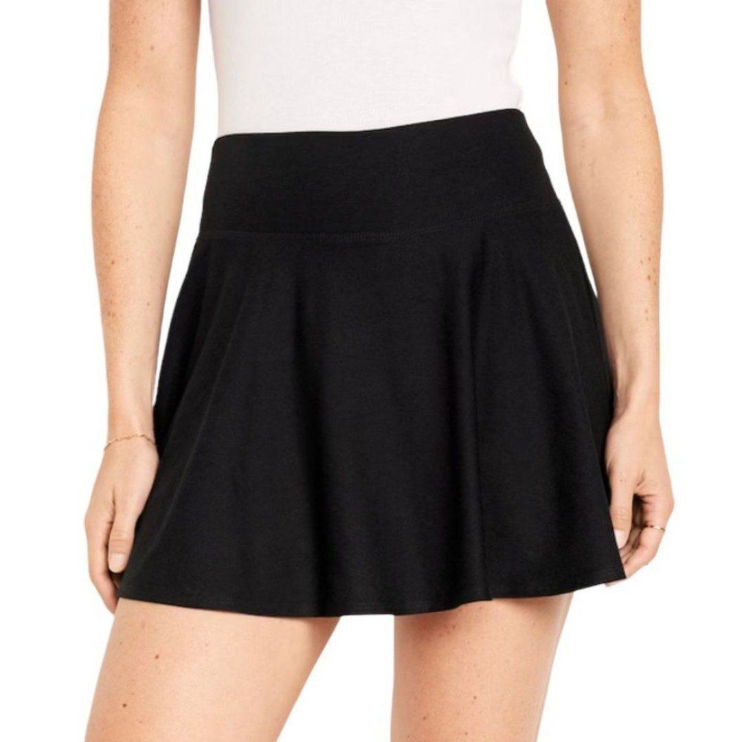 Old Navy Active Black Extra High Rise Cloud+ Skort