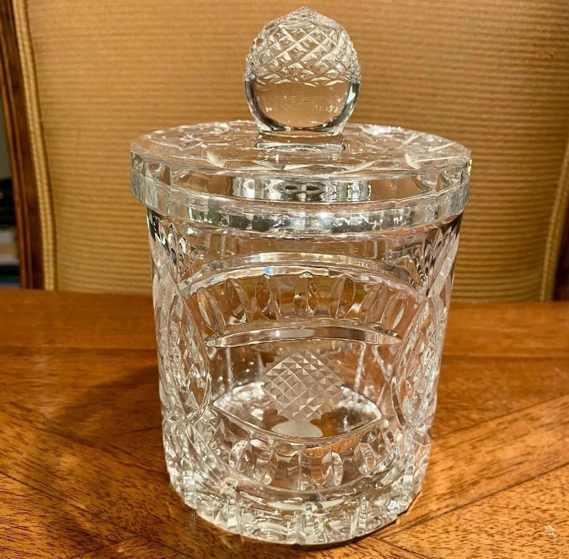 Vintage Fine Crystal Glass Cookie Jar 5” Tall 4” Dia.