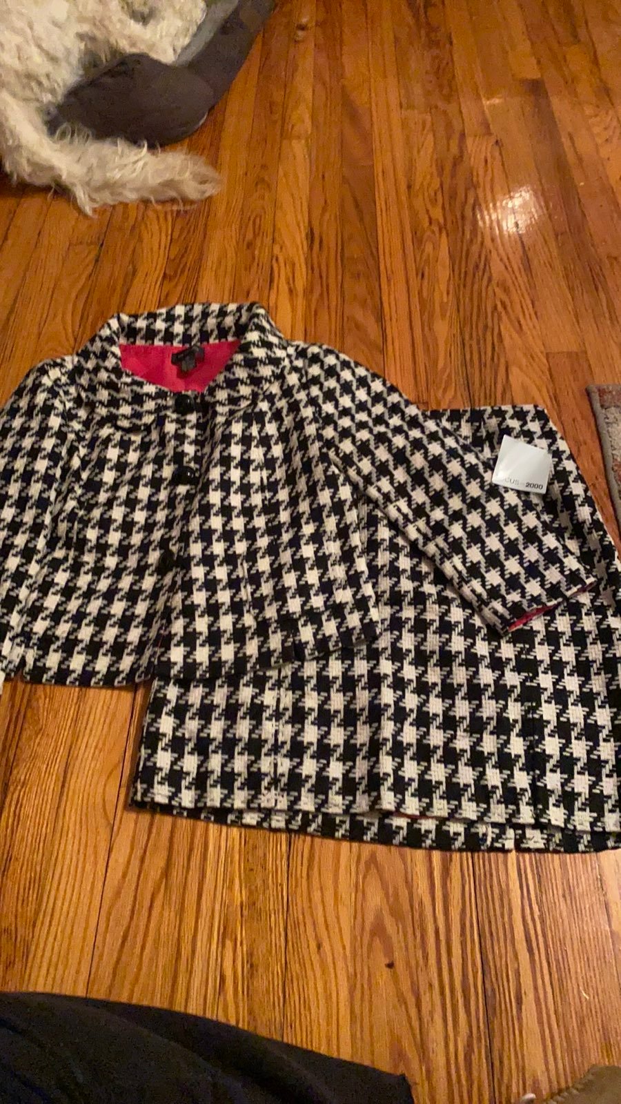 Black/white houndstooth suit