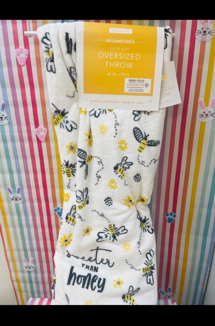 New! Bee Sweeter Than Honey Plush Blanket 60x70 inch